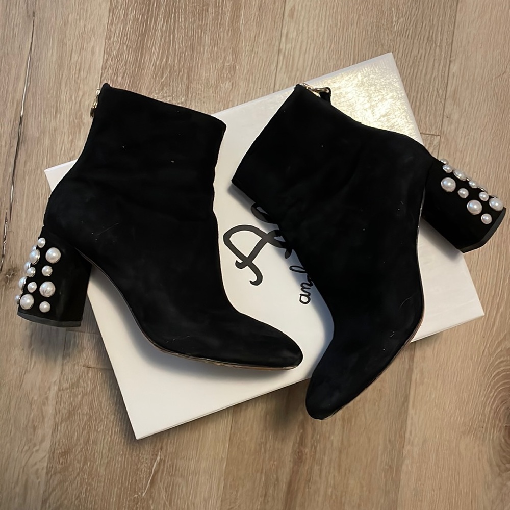 Alice + Olivia suede bootie